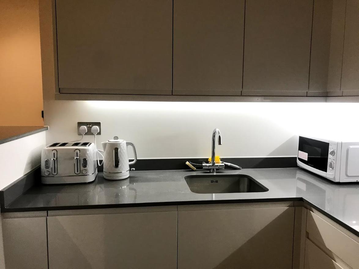 Hotel Maplewood Luxurious One-Bed Flat With Free Parking St Albans Exterior foto